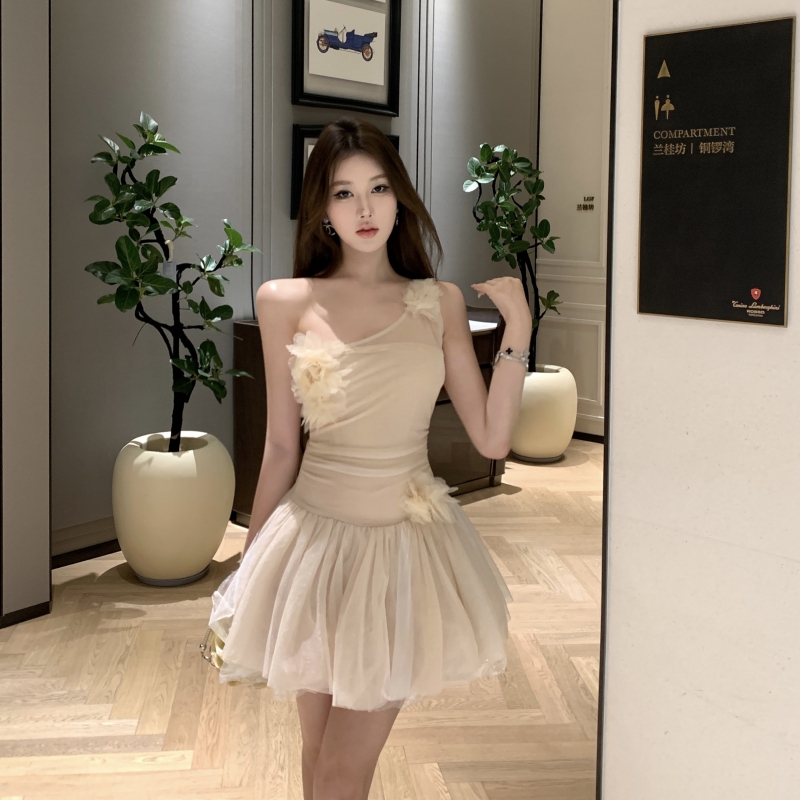 Slim gauze thick and disorderly asymmetry lady dress