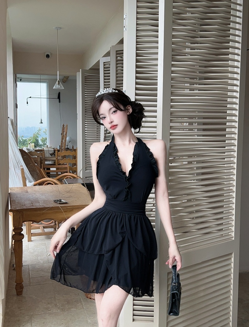 Halter bottoming short dress