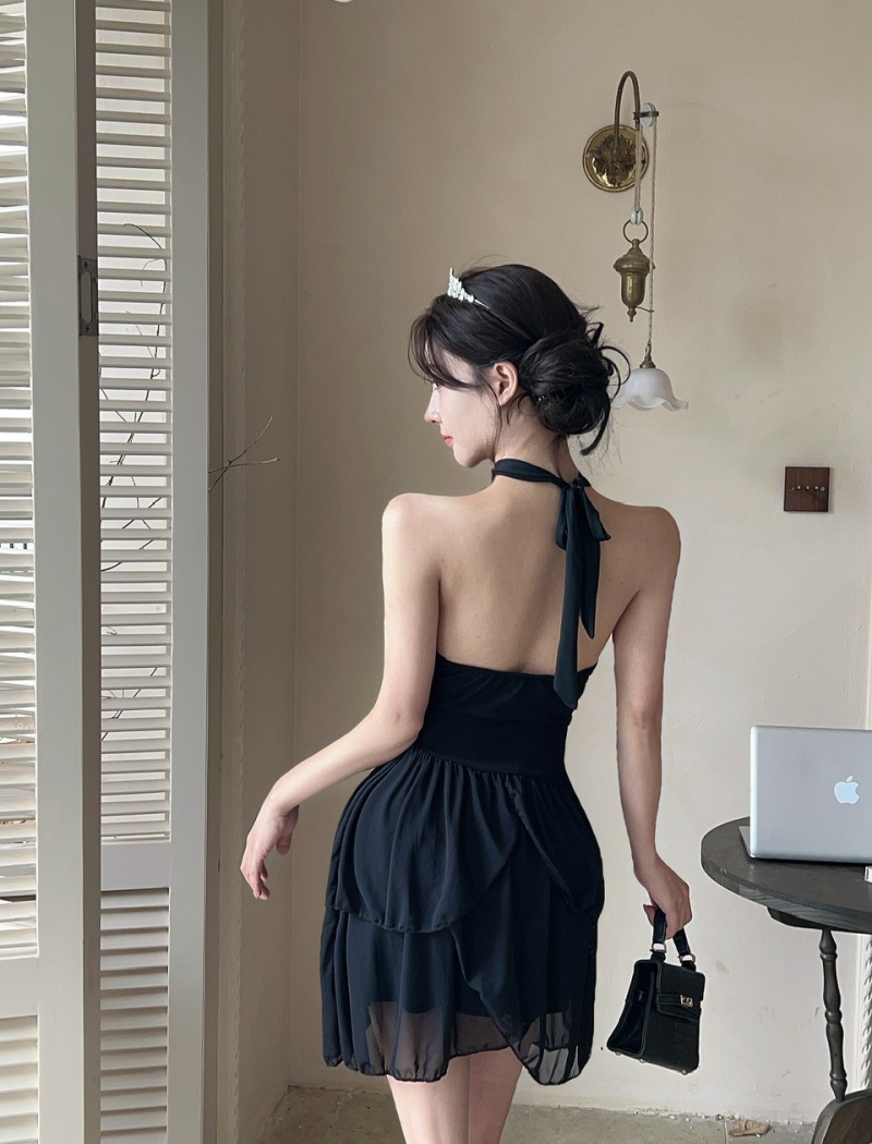 Halter bottoming short dress