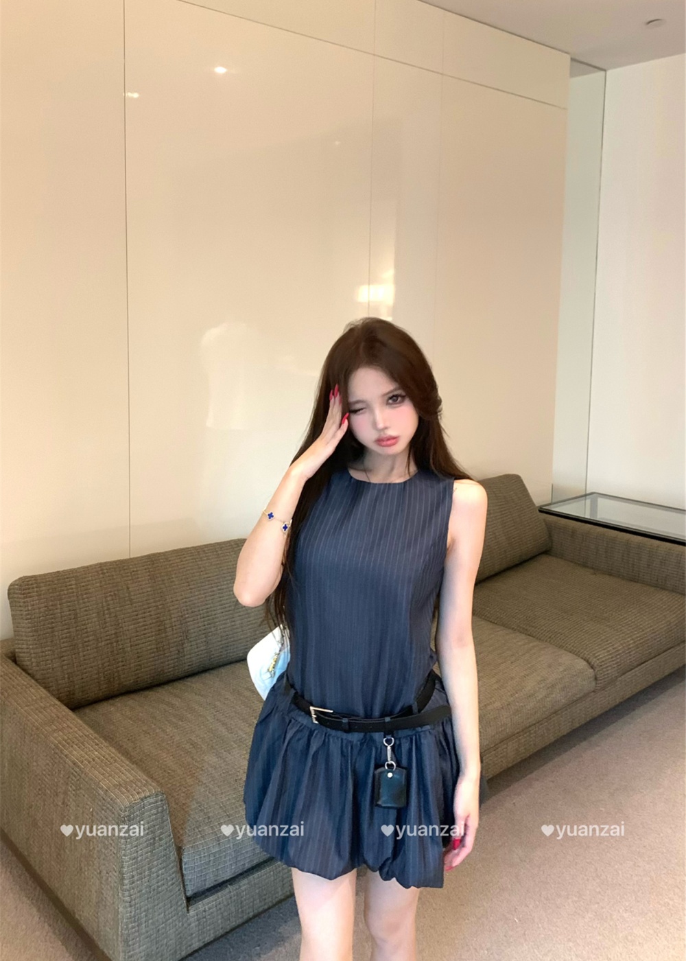 Slim business suit T-back for women