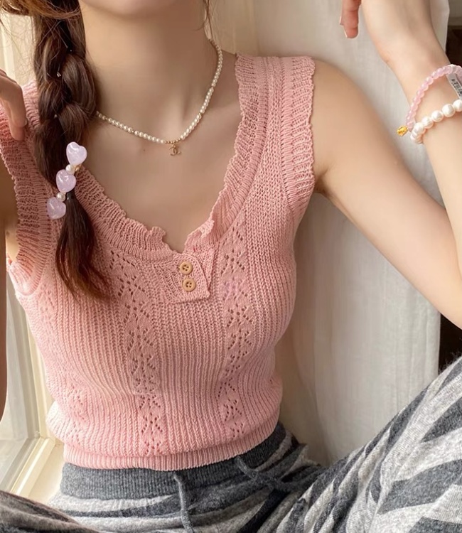 Wears outside vest sleeveless tops for women