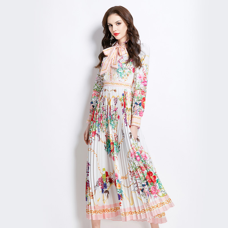 Spring and summer painted long painting crimp dress