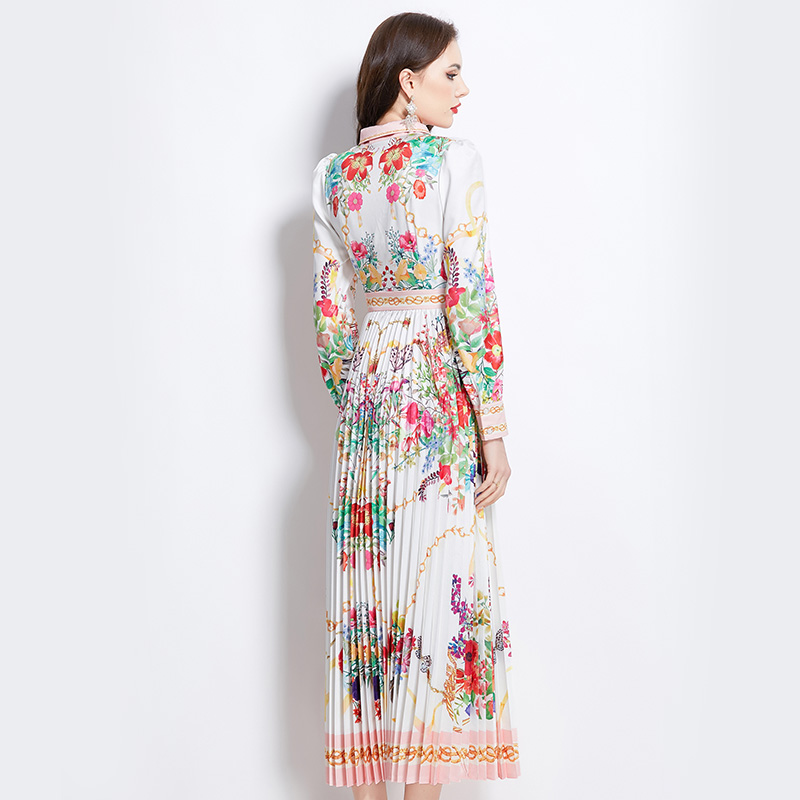 Spring and summer painted long painting crimp dress