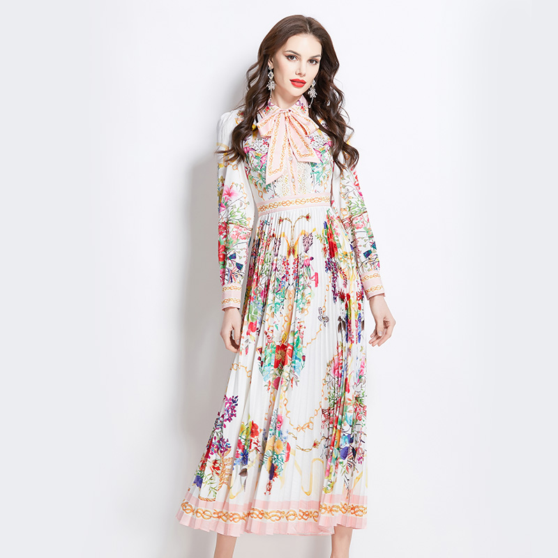 Spring and summer painted long painting crimp dress