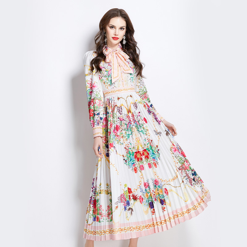 Spring and summer painted long painting crimp dress