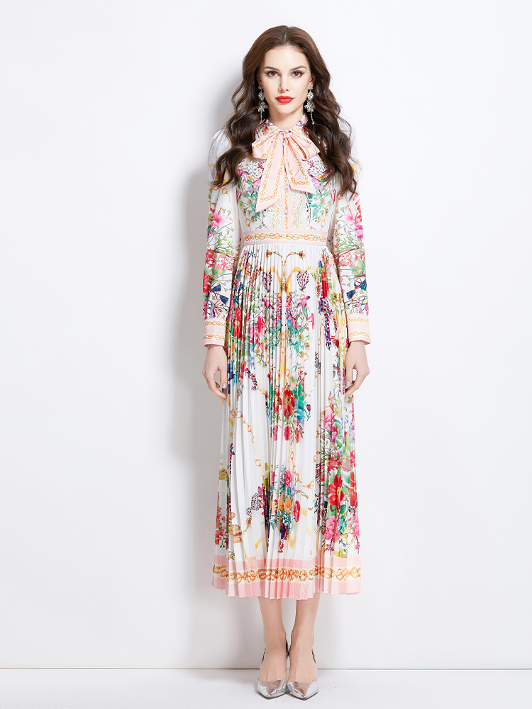 Spring and summer painted long painting crimp dress