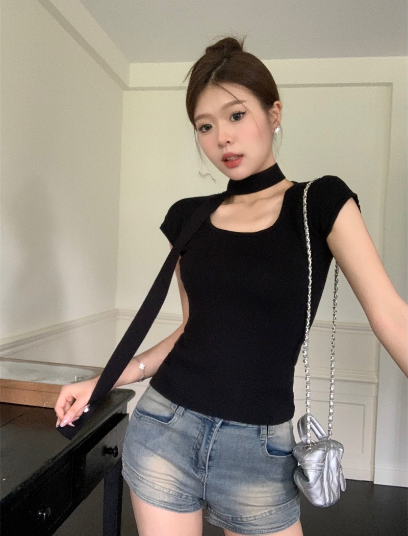 Niche short sleeve enticement knitted square collar slim tops