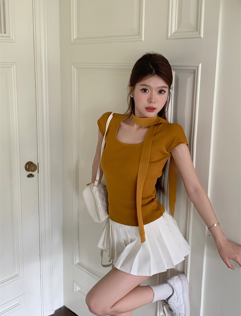 Niche short sleeve enticement knitted square collar slim tops