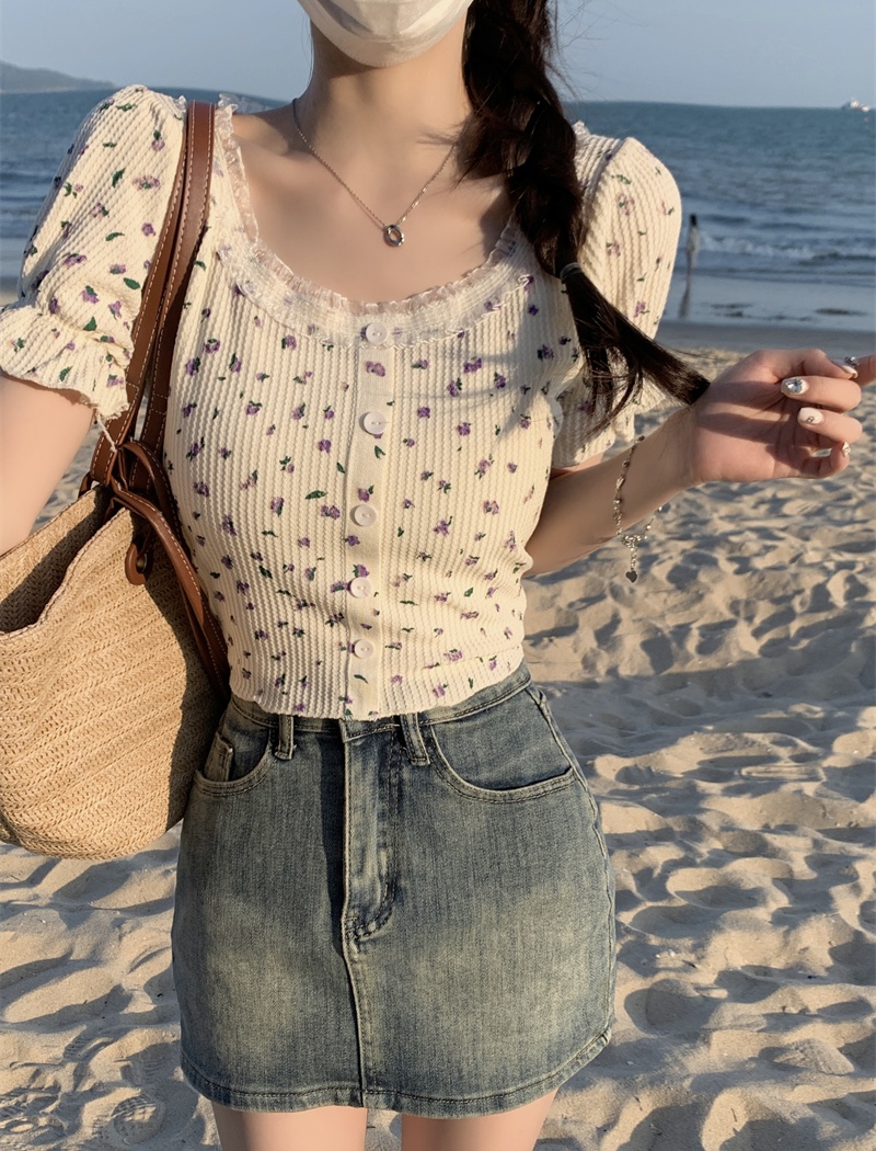 Floral square collar T-shirt enticement tops for women