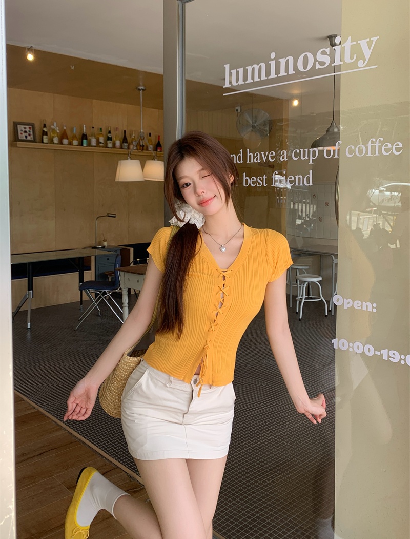 Slim V-neck short sleeve yellow tops for women