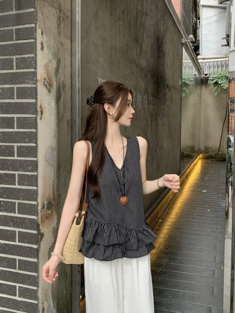 V-neck all-match vest lotus leaf edges tops for women