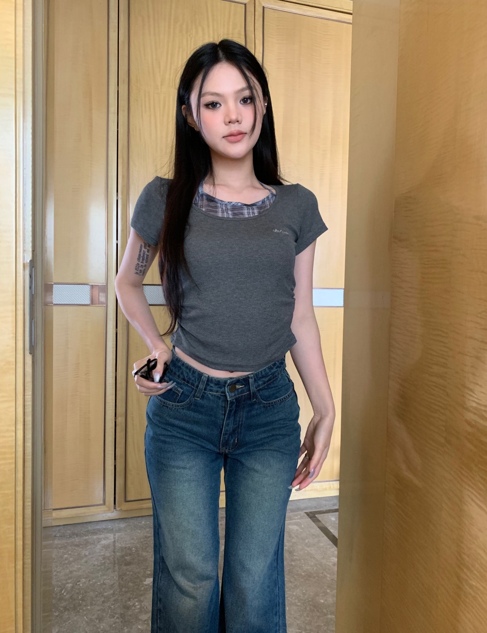 Halter frenum Korean style Pseudo-two T-shirt for women