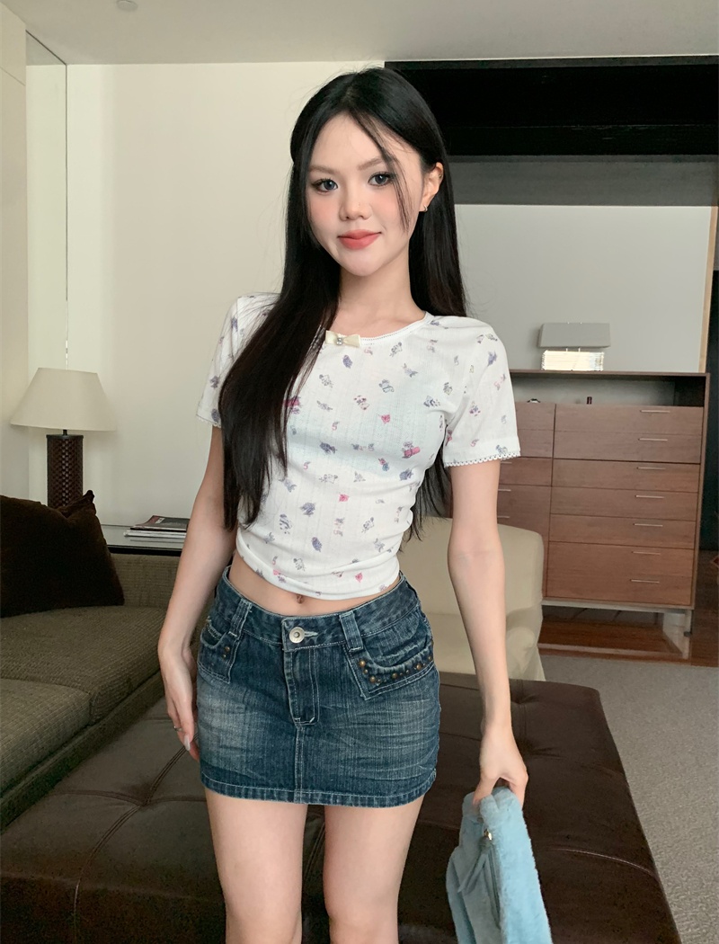 Floral short sleeve chanelstyle bow T-shirt for women