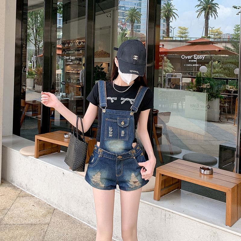 Denim loose holes retro straight shorts for women