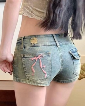 Slim spicegirl embroidery sexy holes package hip denim retro shorts