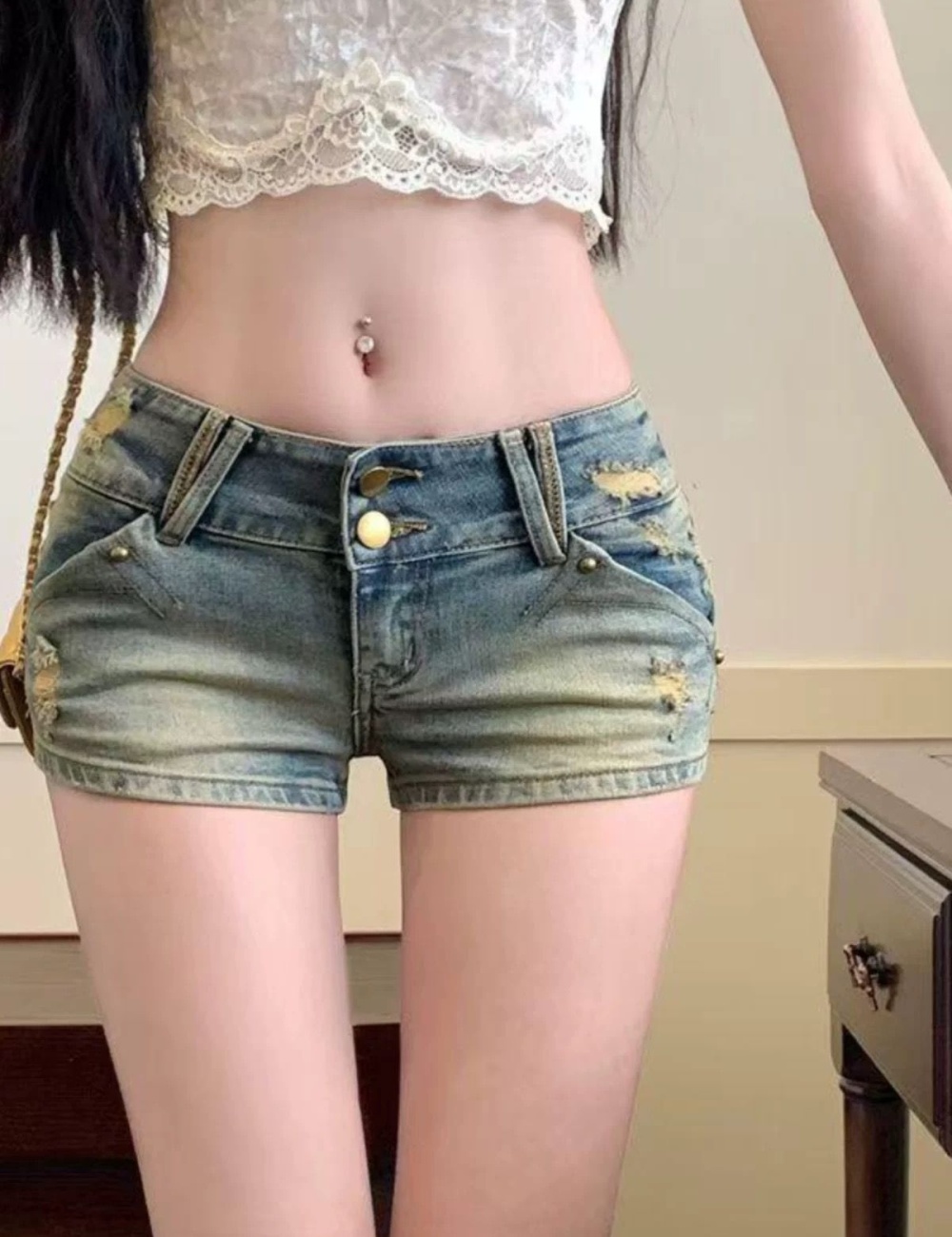 Slim spicegirl embroidery sexy holes package hip denim retro shorts