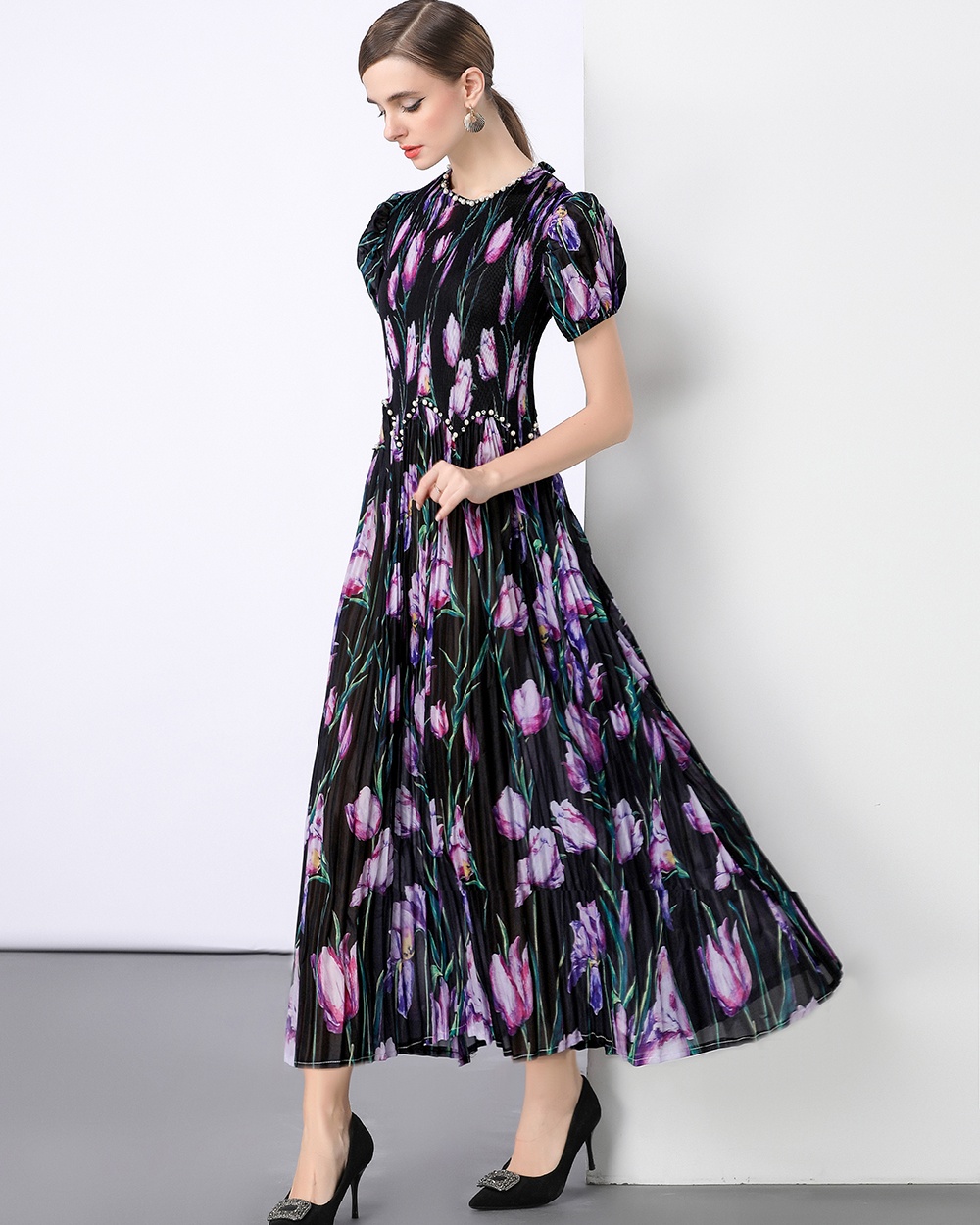 Not short sleeve Bohemian beach dress Pleats Please dress