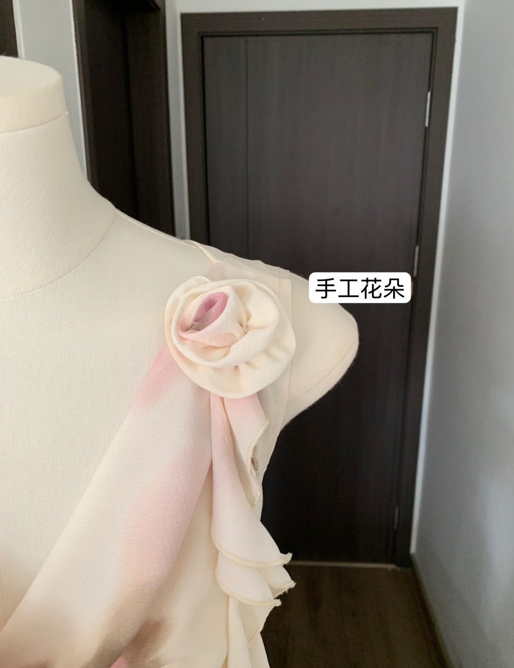Niche pinched waist tender floral temperament Casual dress