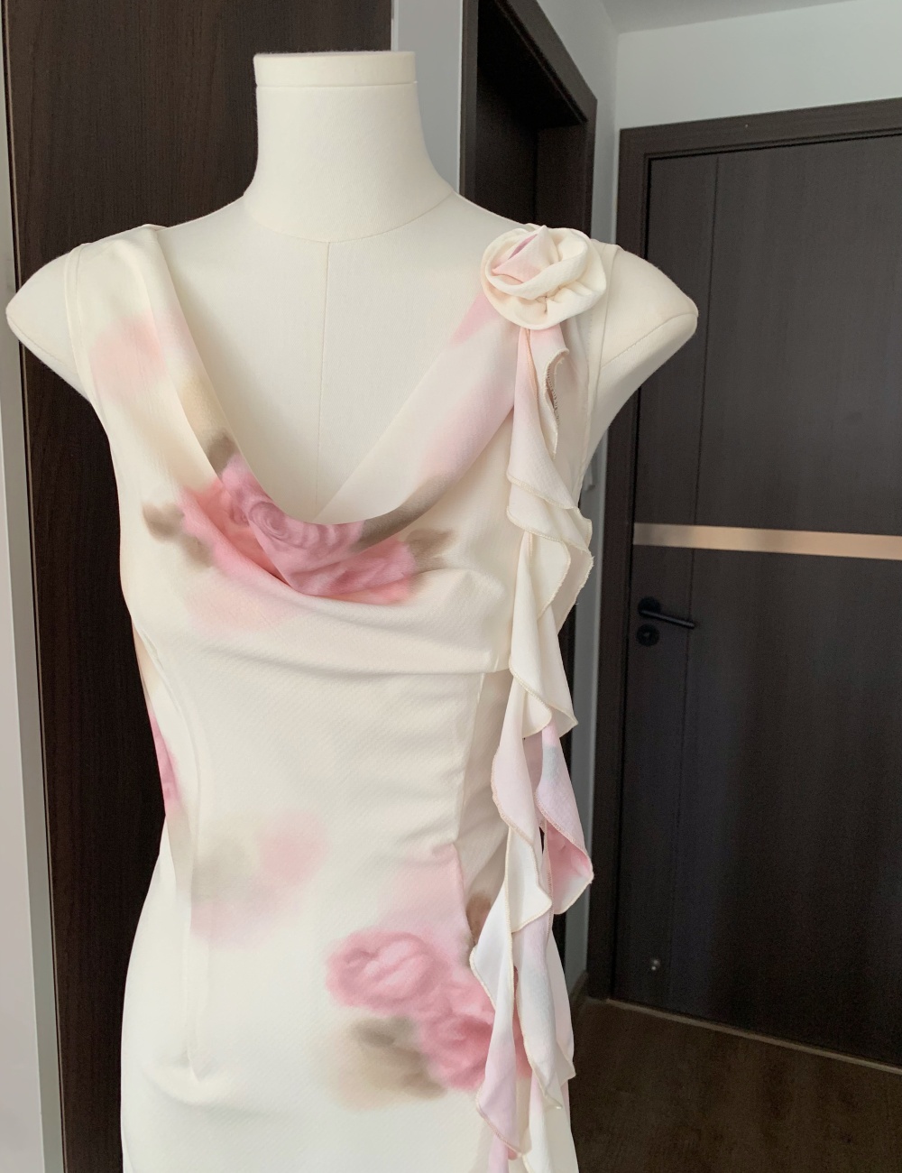 Niche pinched waist tender floral temperament Casual dress