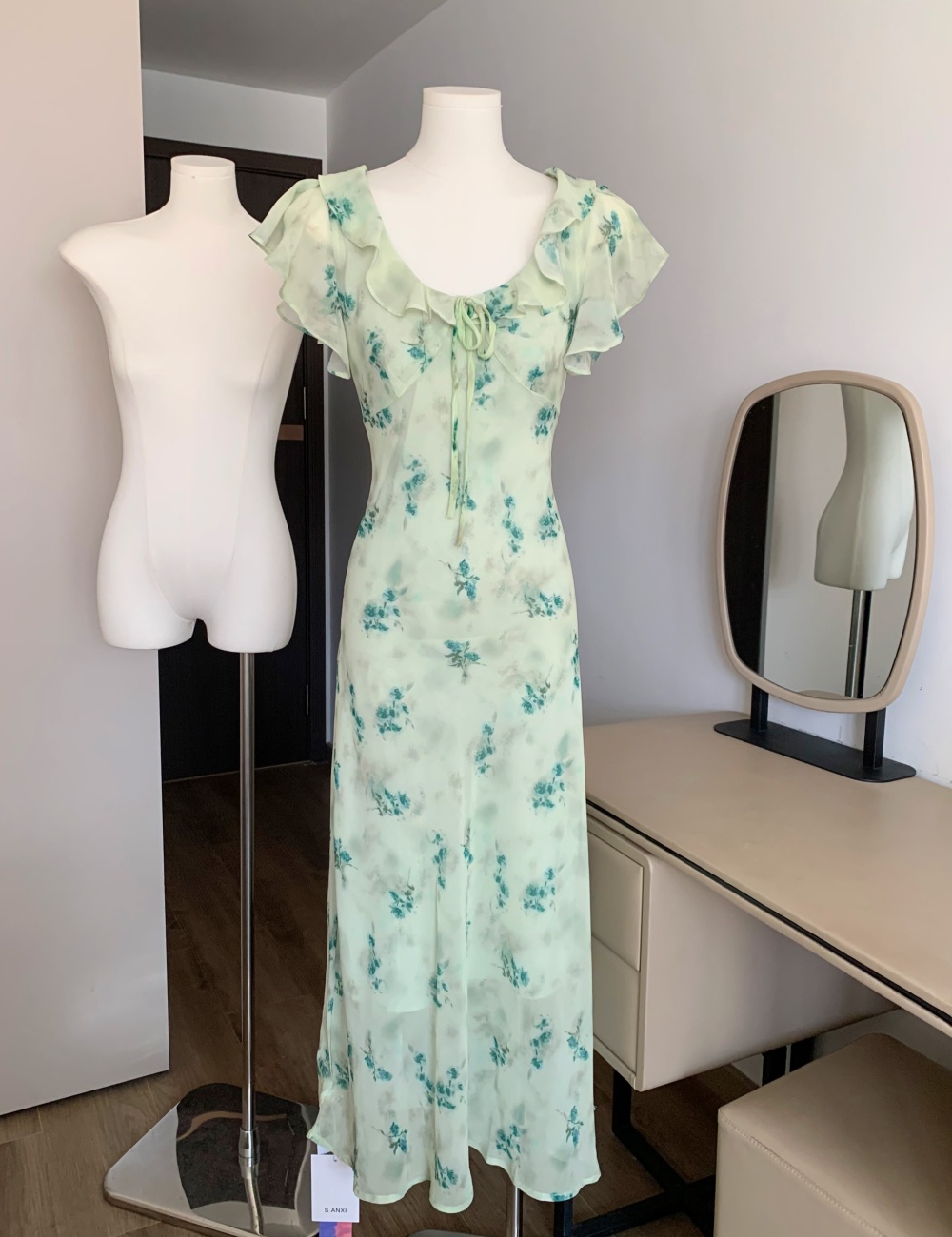 Temperament summer vacation long green floral dress