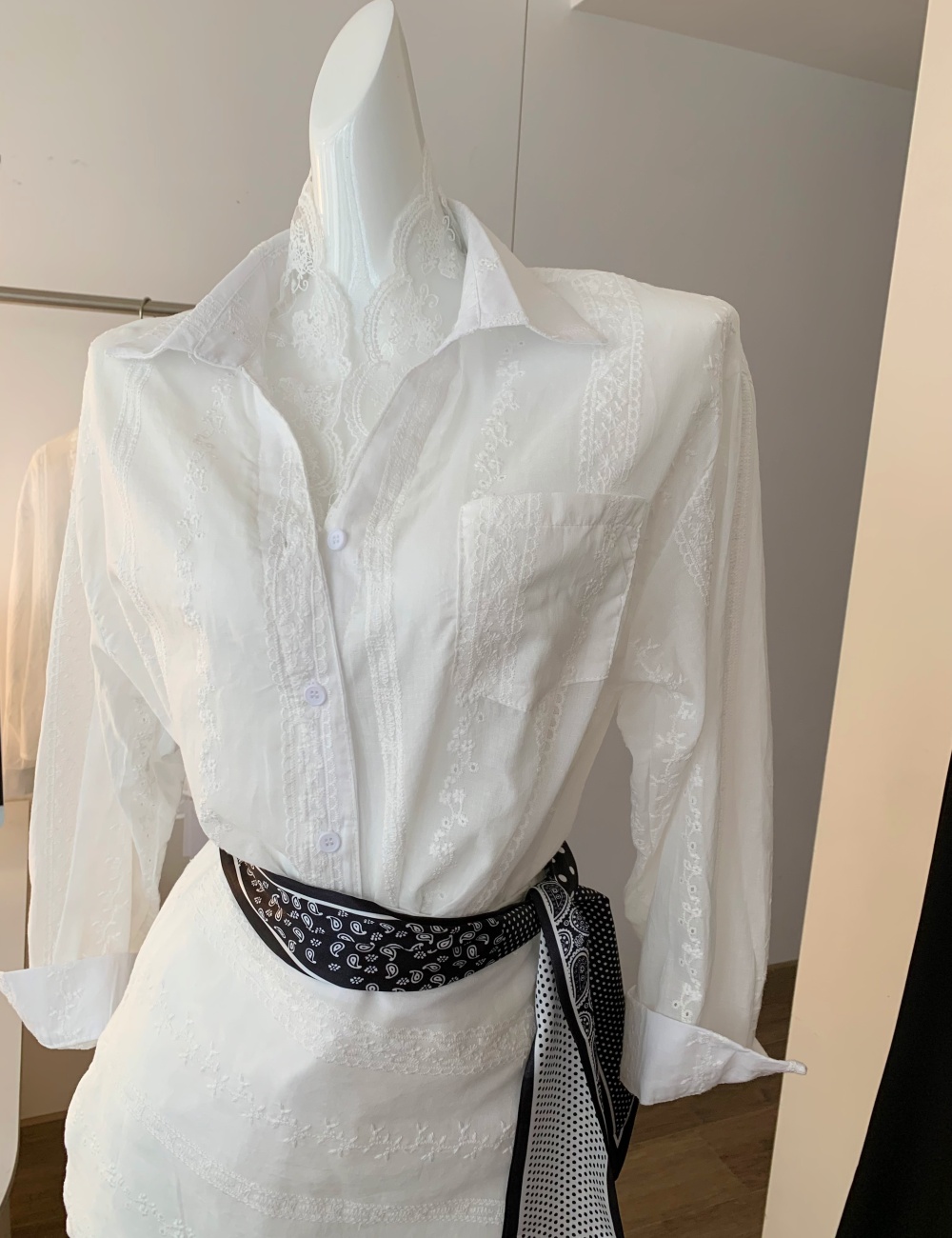 With scarves temperament culottes splice shirt a set