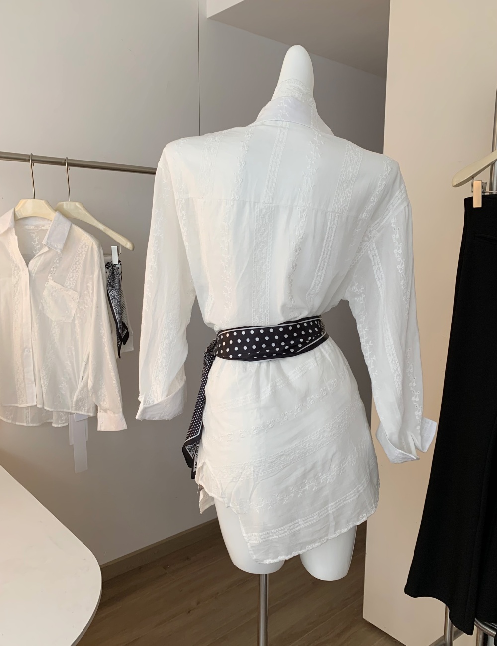 With scarves temperament culottes splice shirt a set