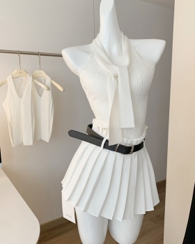Pleated white skirt wears outside tops a set for women