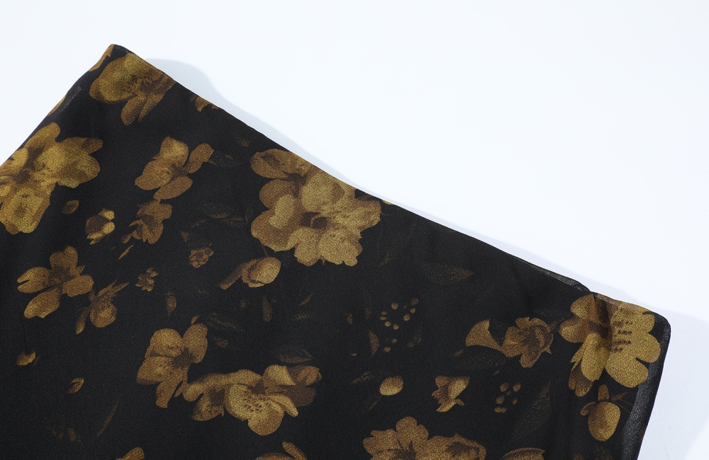 Sexy package hip temperament retro floral skirt