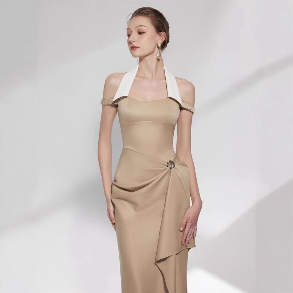 Pinched waist temperament dress halter formal dress