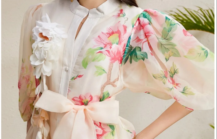 Vacation stereoscopic printing long V-neck autumn dress