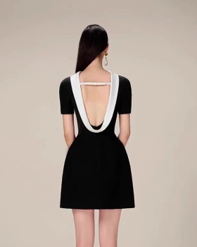 Temperament halter slim T-back puff sleeve Hepburn style dress