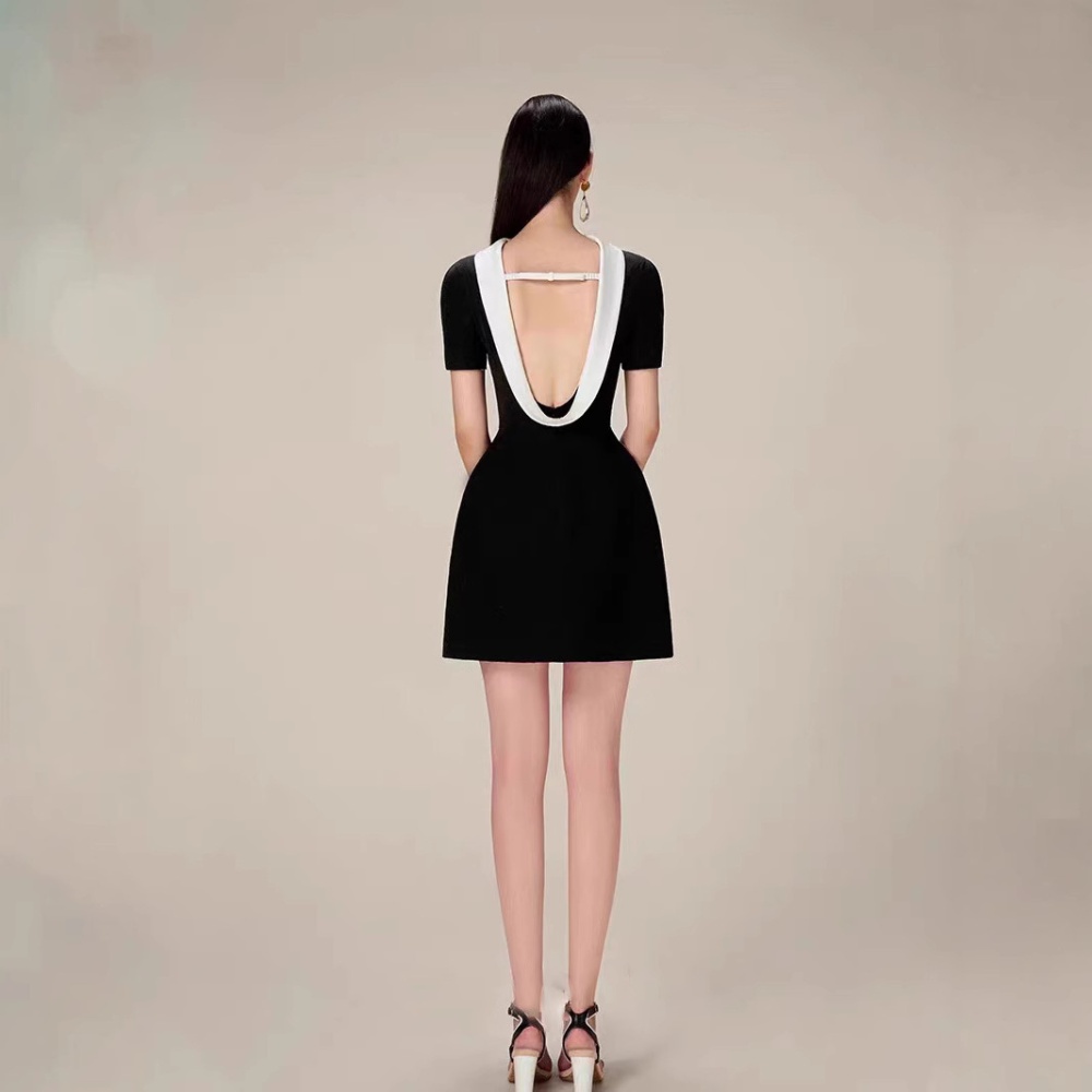 Temperament halter slim T-back puff sleeve Hepburn style dress