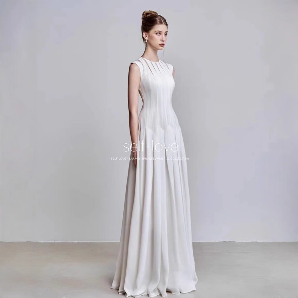 Crimp drape sleeveless dress temperament niche long dress