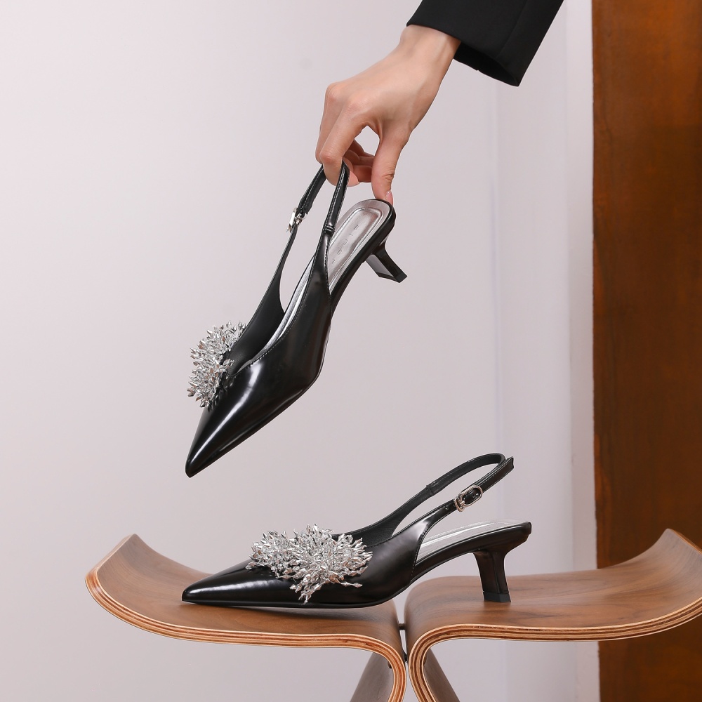Thick pointed shoes half rhinestone low slippers
