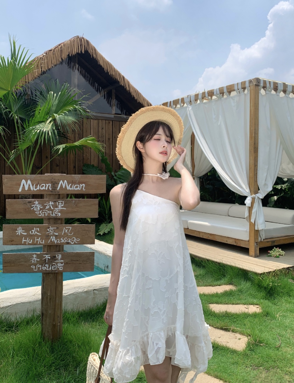 Sling lotus leaf edges sloping shoulder dress
