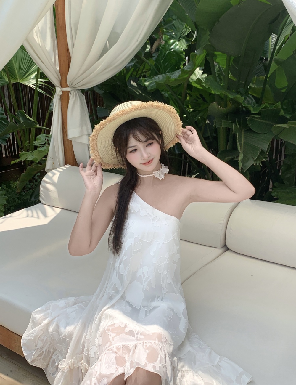 Sling lotus leaf edges sloping shoulder dress