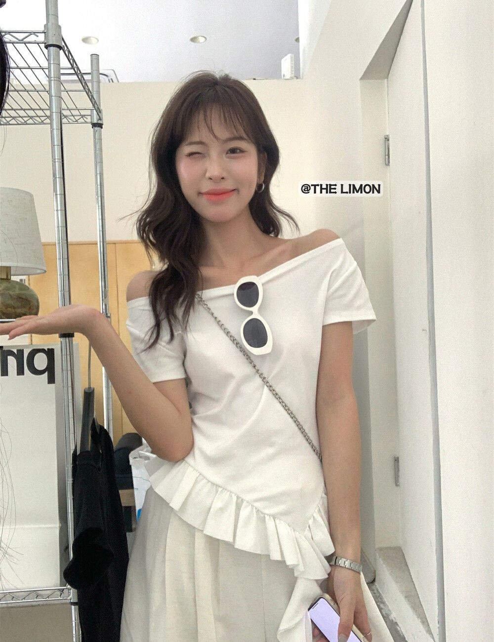 Slim horizontal collar tops lotus leaf summer T-shirt