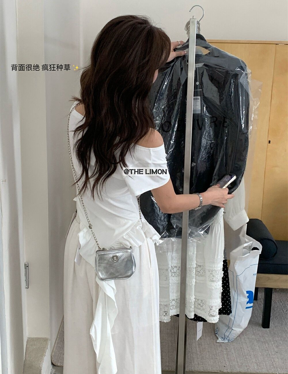 Slim horizontal collar tops lotus leaf summer T-shirt