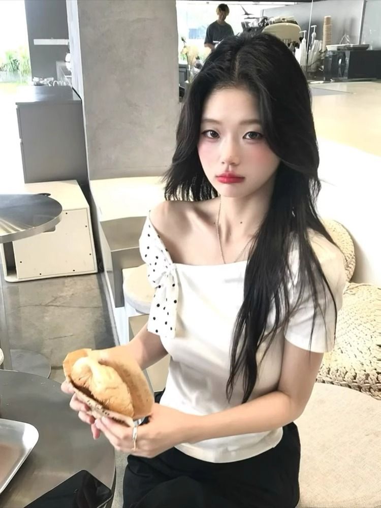 Sloping shoulder short sleeve T-shirt bow tops