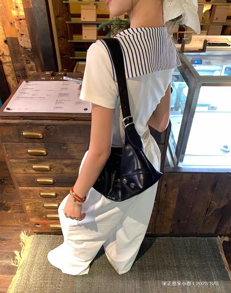 White stripe tops Pseudo-two navy collar T-shirt for women