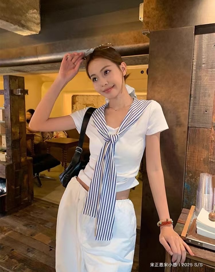 White stripe tops Pseudo-two navy collar T-shirt for women