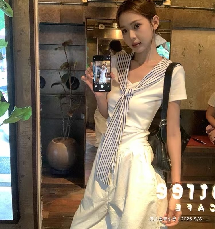 White stripe tops Pseudo-two navy collar T-shirt for women