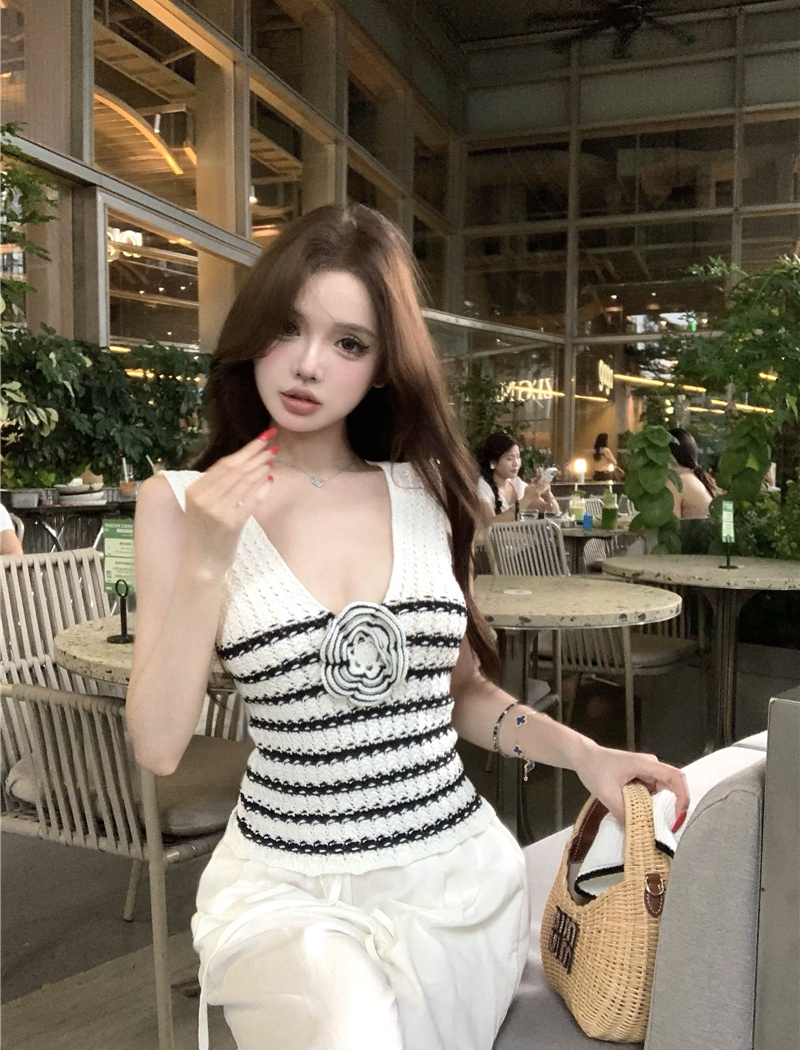 Sling V-neck vest wide shoulder strap crochet tops