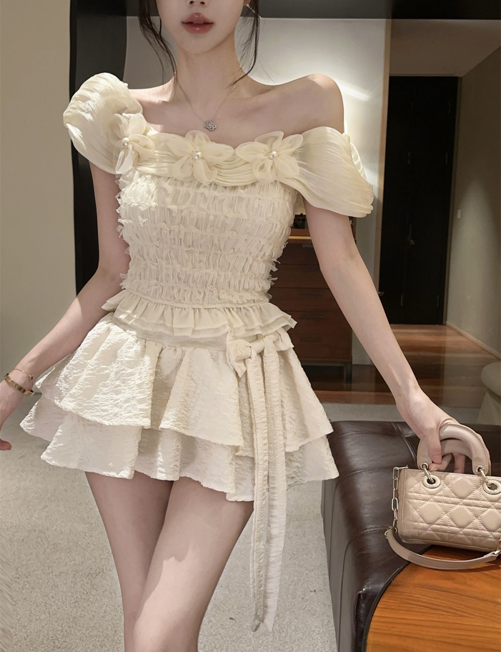 Short tops colors short skirt a set for women