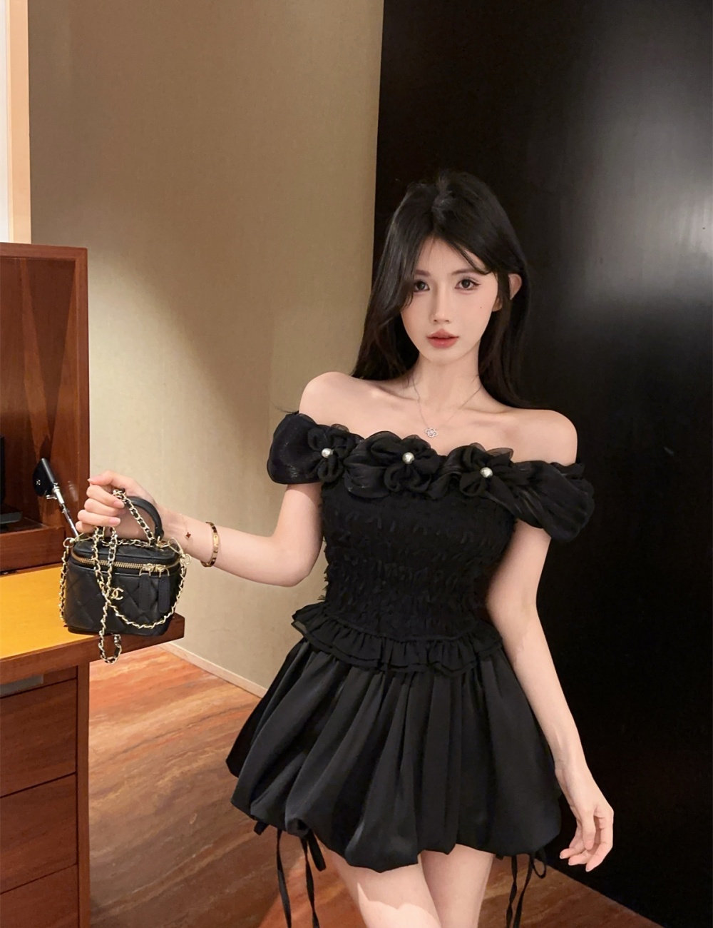 Stereoscopic short skirt pants a set for women
