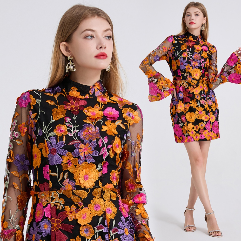 Embroidered flowers long sleeve dress speaker evening dress