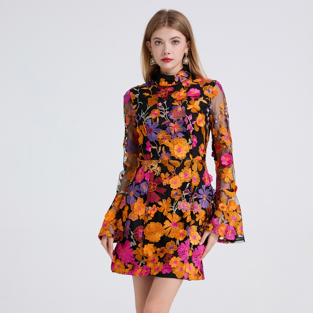 Embroidered flowers long sleeve dress speaker evening dress