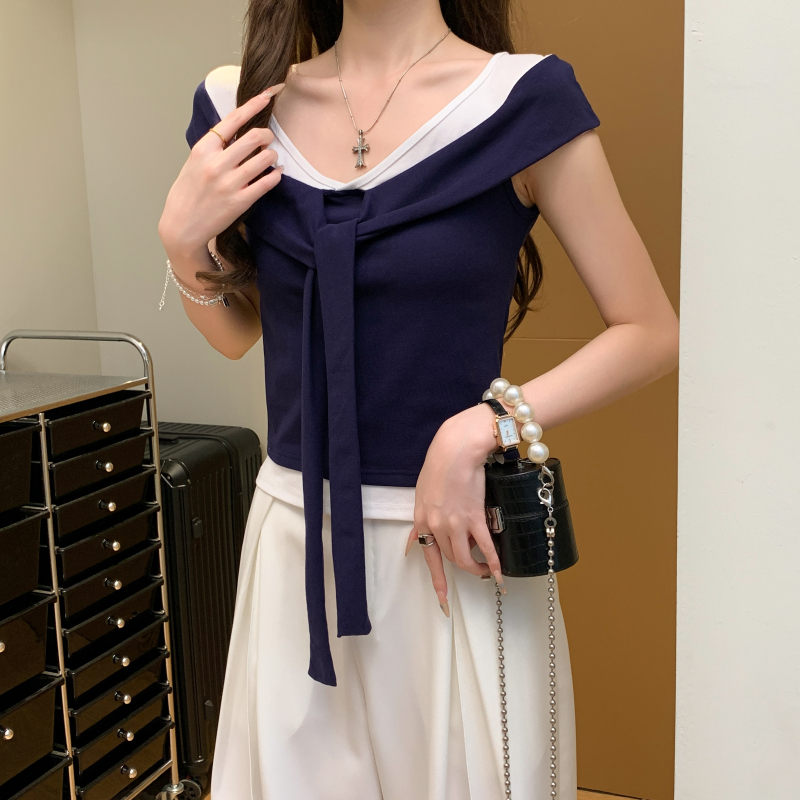 Wear slim flat shoulder short sleeve strapless T-shirt
