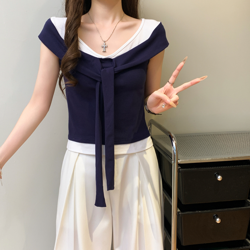 Wear slim flat shoulder short sleeve strapless T-shirt
