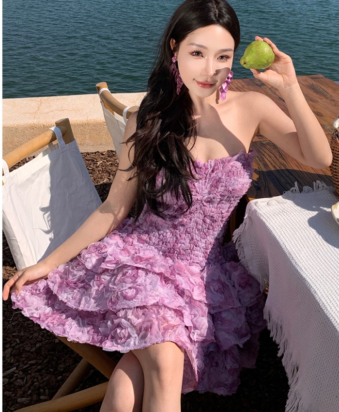 Disk flowers T-back lotus leaf edges formal dress